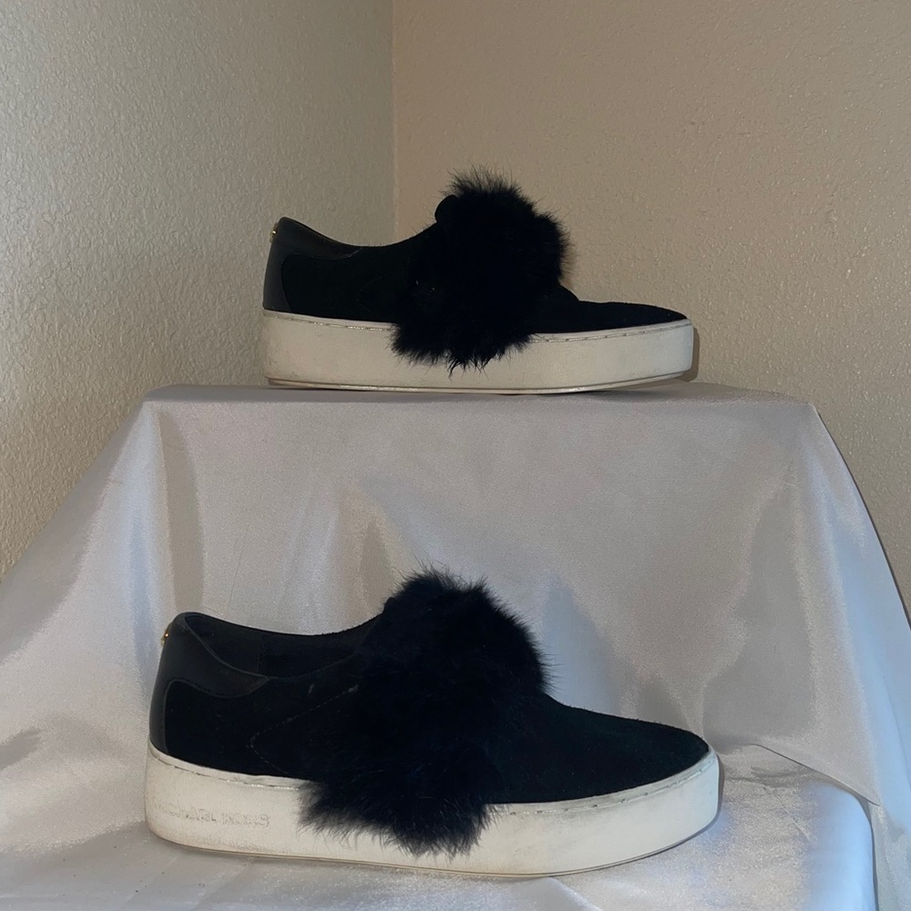 Michael Kors Black Leather & Rabbit Fur Sneakers. Size 6M GUC - Picture 7 of 8